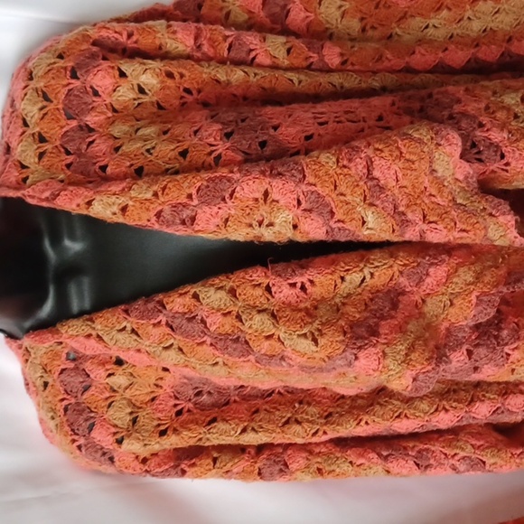 Vintage handmade granny square crochet duster cardigan set, open front, & pants - Picture 2 of 6